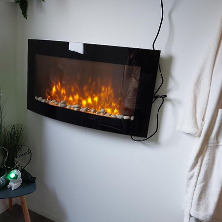 Ferienwohnung Brombachsee Ankerplatz Mit Sauna Bei Juliane Und Klaus بلينفيلد المظهر الخارجي الصورة