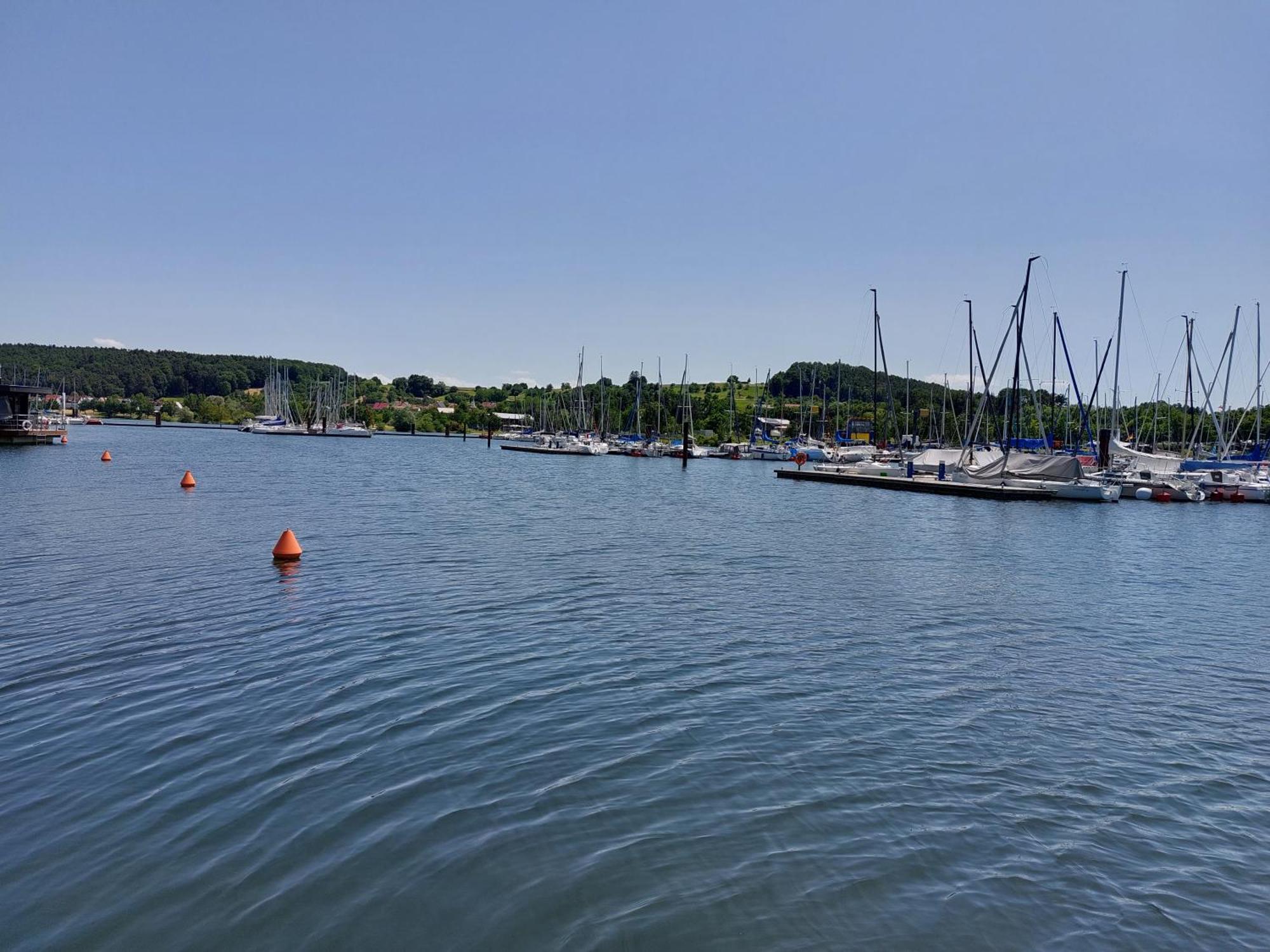 Ferienwohnung Brombachsee Ankerplatz Mit Sauna Bei Juliane Und Klaus بلينفيلد المظهر الخارجي الصورة